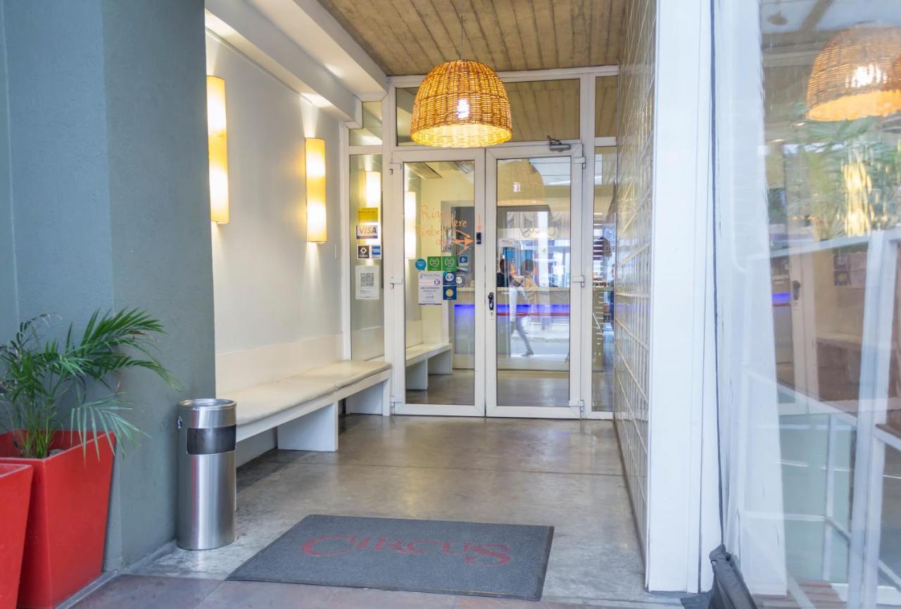 Circus Hostel Буенос Айрес Екстериор снимка